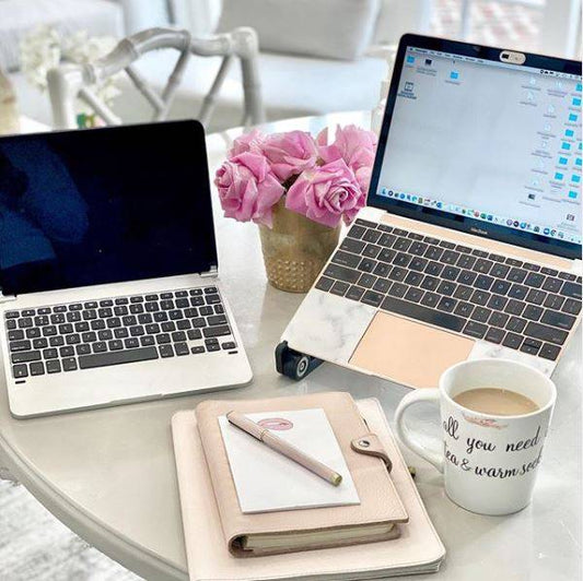 A Morning Manifestation Routine That’ll Set You Up For Success
