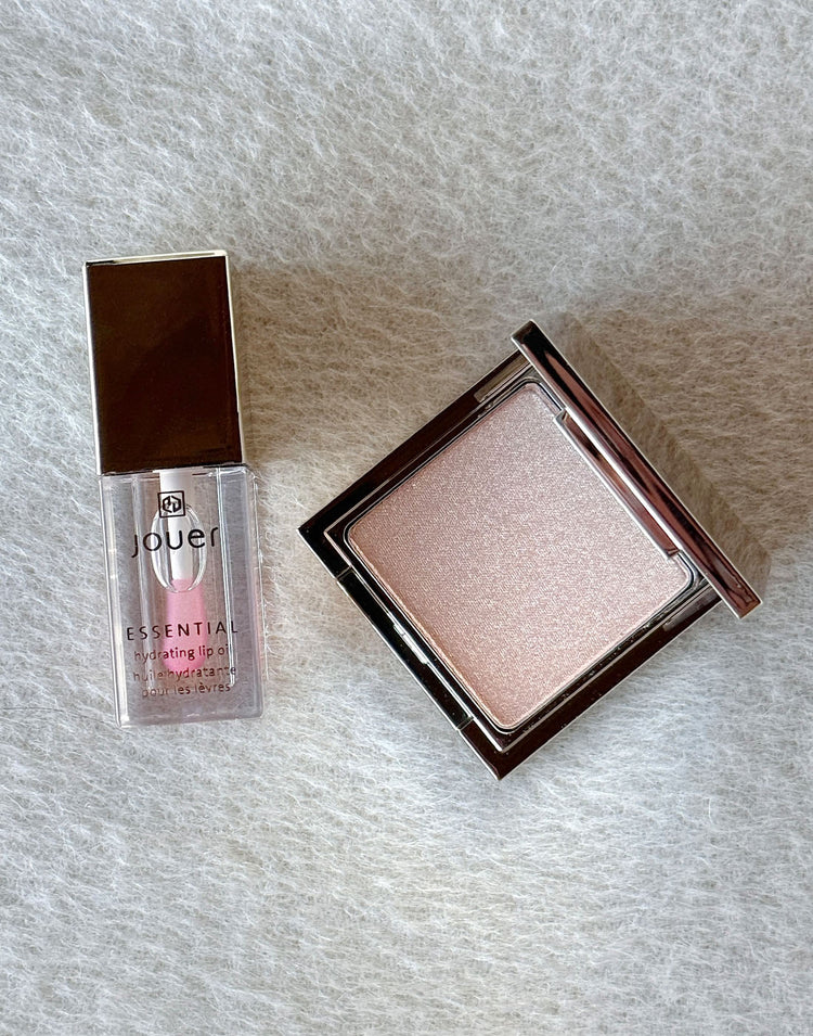 <div class="metafield-rich_text_field"><p><em>Free 2pc Gift Set (incl deluxe lip oil & citrine mini highlighter) on orders $75+</em></p></div>